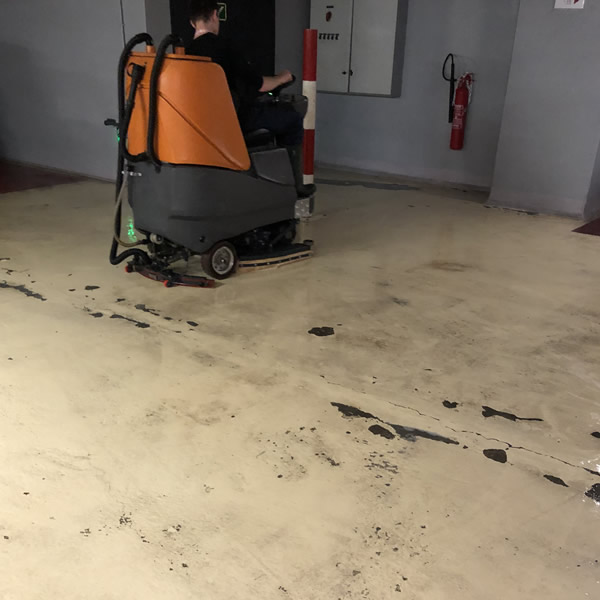 garage3.jpg